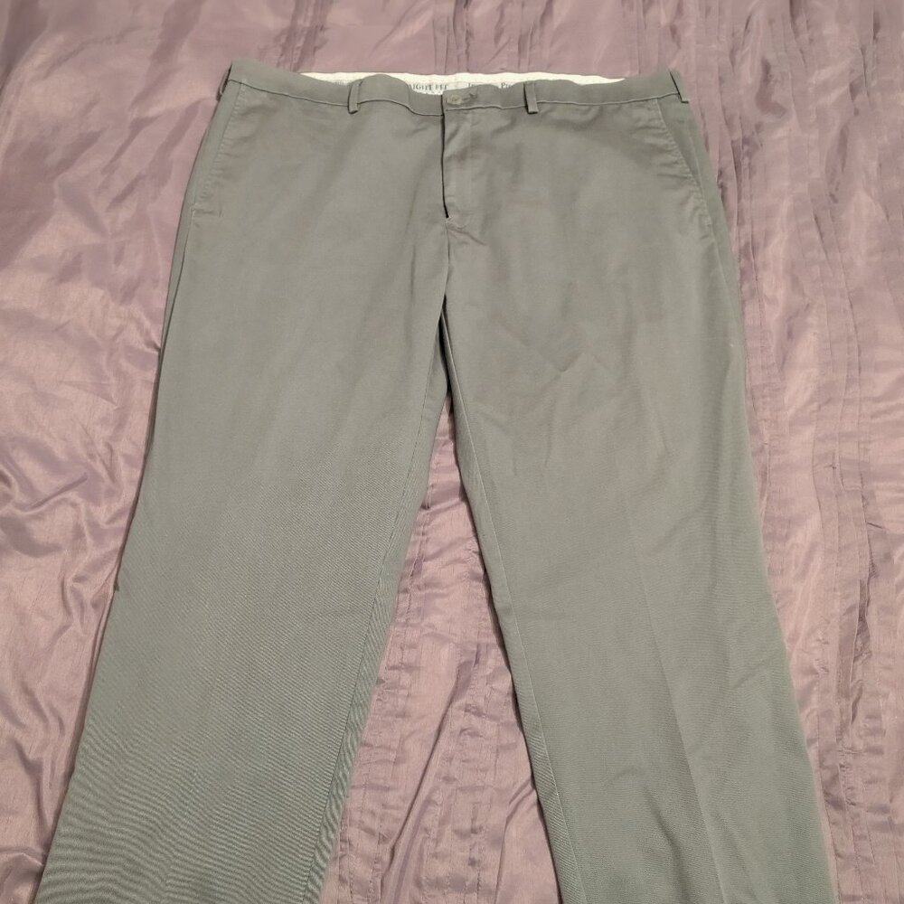 Haggar Regular Straight Fit Chinos - 42x30 - Gray Stretch